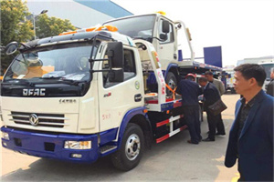 独山汽车道路救援拖车价格